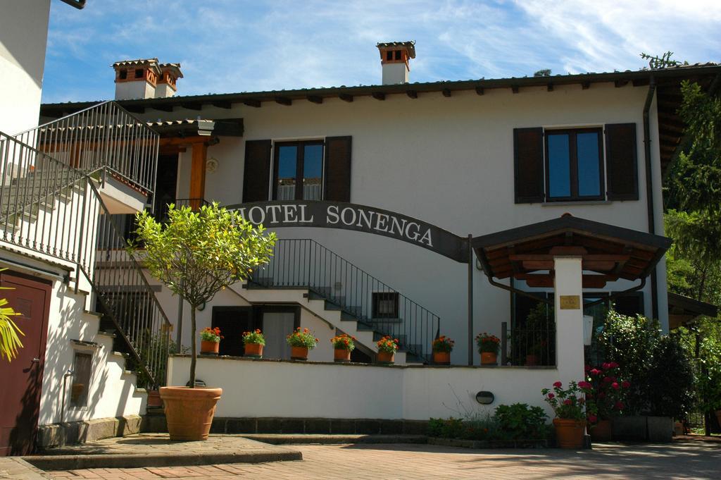 Hotel Sonenga Менаджо Экстерьер фото